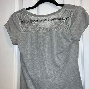 Gray T-shirt with lace